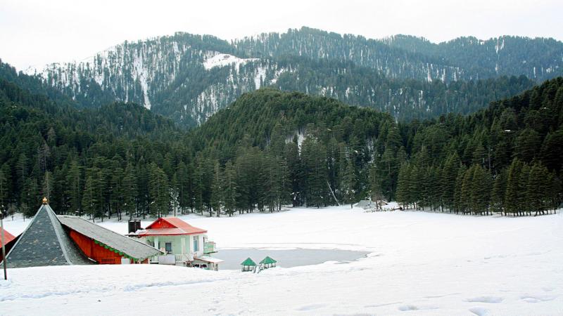 Khajjiar - 5 winter destinations to see snowfall in Himachal