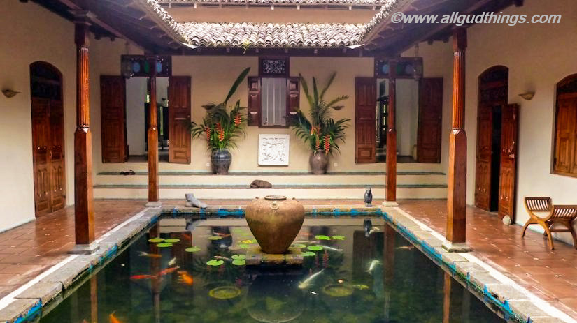 Apa Villa Illuketia, Sri Lanka -Atrium with Pond