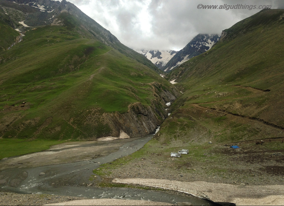 Zero Point at ZojiLa - Leh Ladakh road trip from Delhi