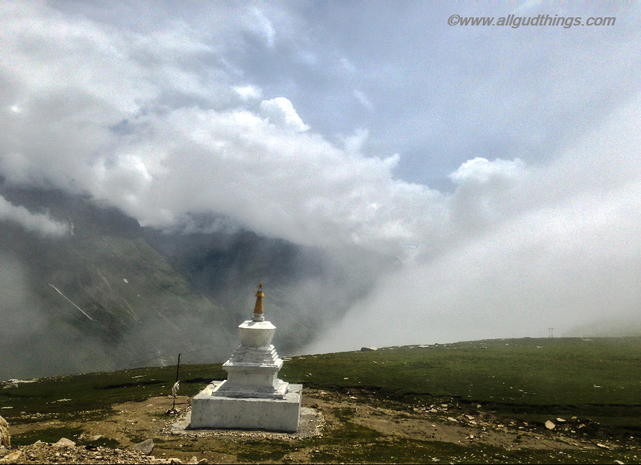 Stupa at Rohtang La : Ladakh, The Land of high Passes