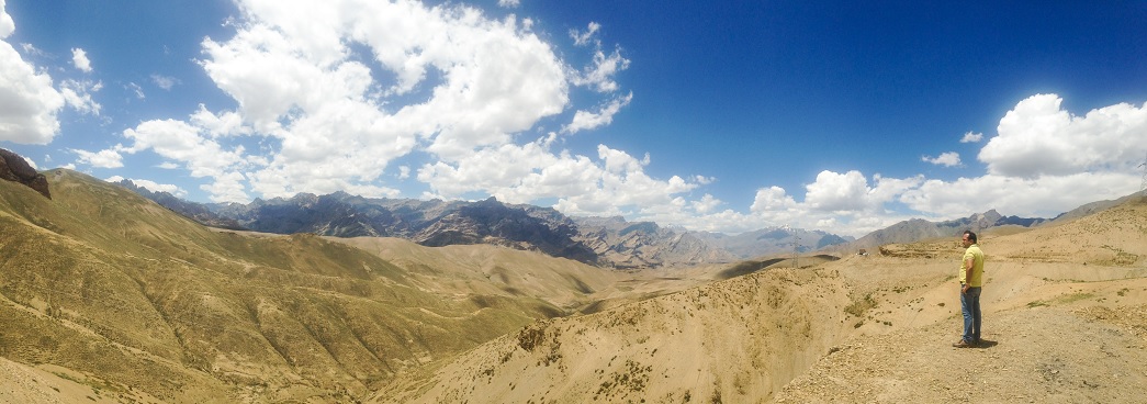View from Pass Namika La: Srinagar Leh Highway