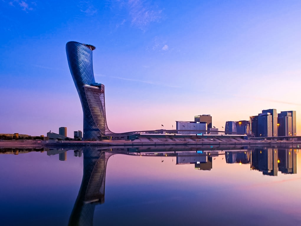 Best Attractions of Abu Dhabi, that make you forget Dubai